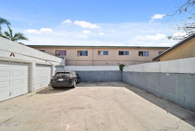 9206 Hoover Street, Los Angeles, CA 90044