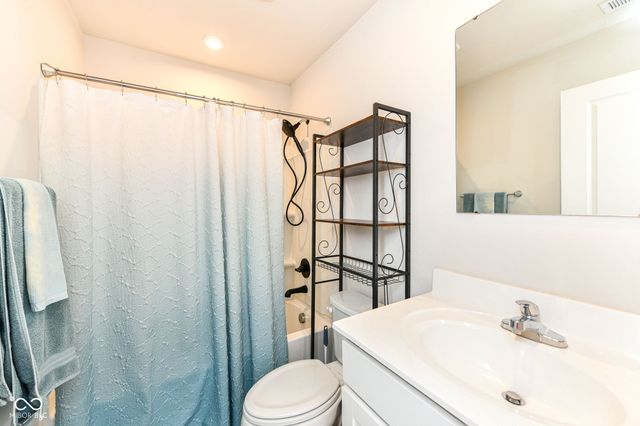 3130 E Sheldon Way, Danville, IN 46122