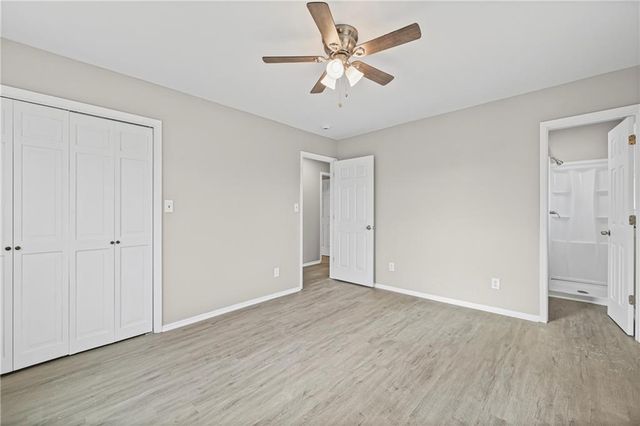 111 N Ditzler Avenue, Independence, MO 64053