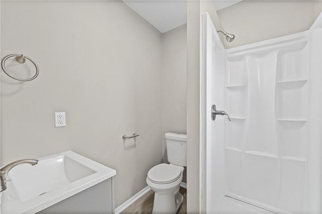 111 N Ditzler Avenue, Independence, MO 64053