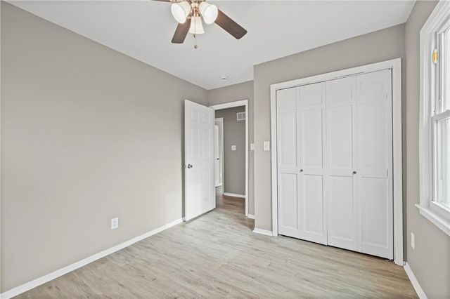 111 N Ditzler Avenue, Independence, MO 64053