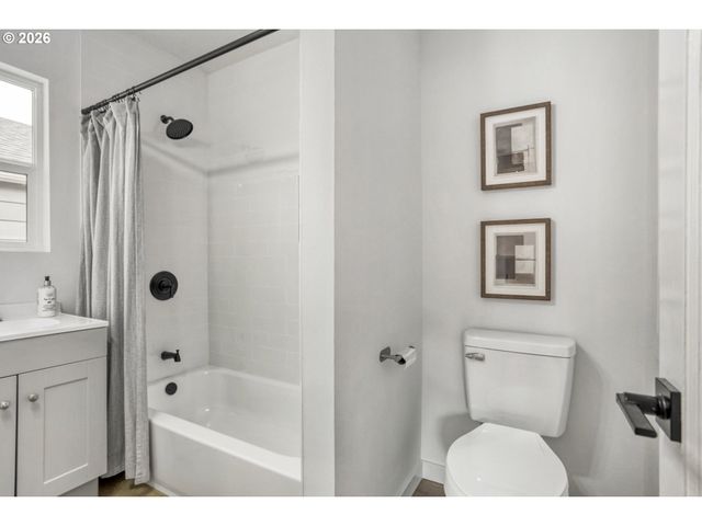 172 Se 9TH Ave, Hillsboro, OR 97123