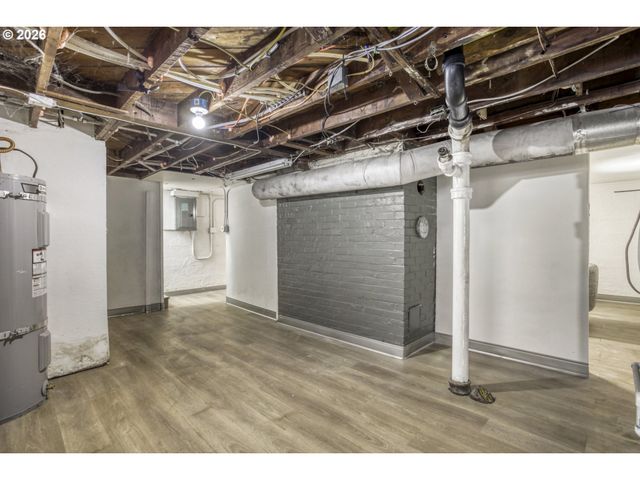 172 Se 9TH Ave, Hillsboro, OR 97123