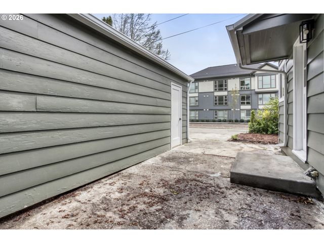 172 Se 9TH Ave, Hillsboro, OR 97123