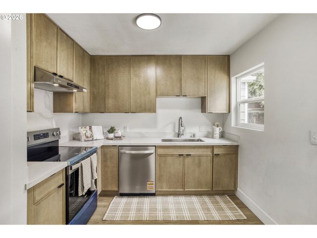 172 Se 9TH Ave, Hillsboro, OR 97123