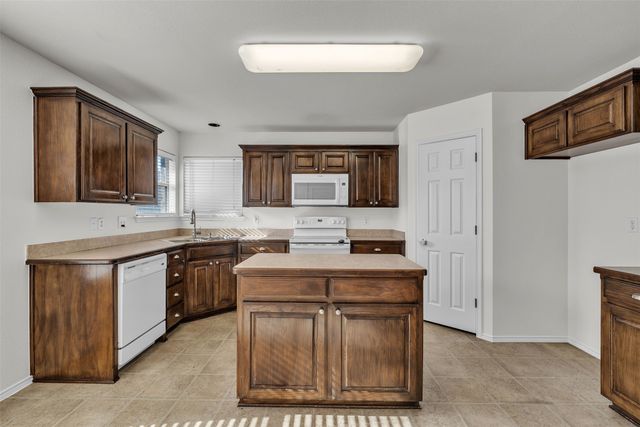 737 E Sheila Circle, Joshua, TX 76058