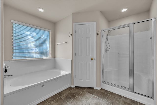 737 E Sheila Circle, Joshua, TX 76058
