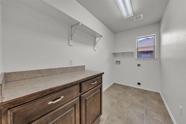 737 E Sheila Circle, Joshua, TX 76058