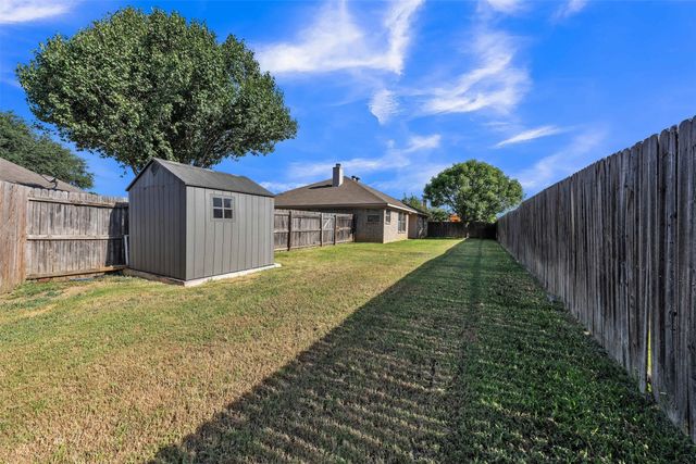 737 E Sheila Circle, Joshua, TX 76058