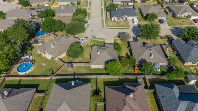 737 E Sheila Circle, Joshua, TX 76058