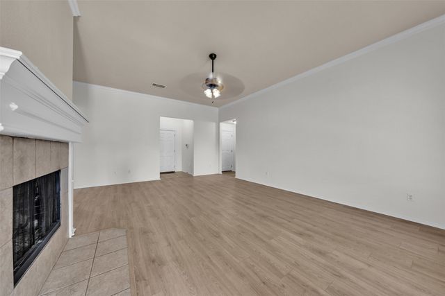 737 E Sheila Circle, Joshua, TX 76058