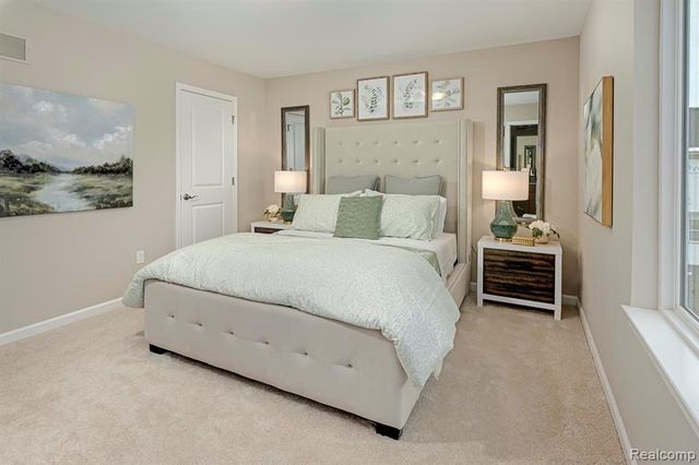 30030 Center Street, New Hudson, MI 48165