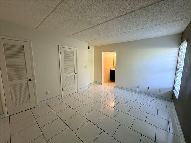 100 E KENTUCKY AVENUE A6, Deland, FL 32724