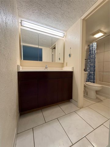 100 E KENTUCKY AVENUE A6, Deland, FL 32724