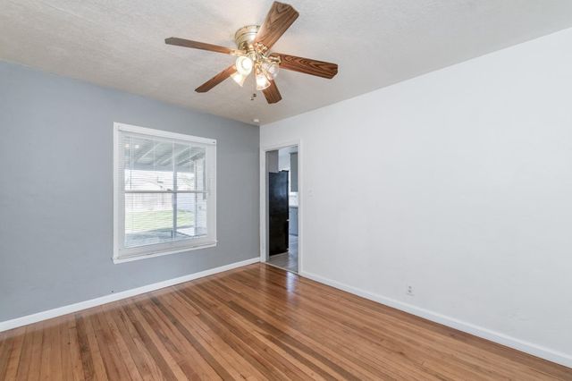 2901 E Princeton Avenue, Fresno, CA 93703