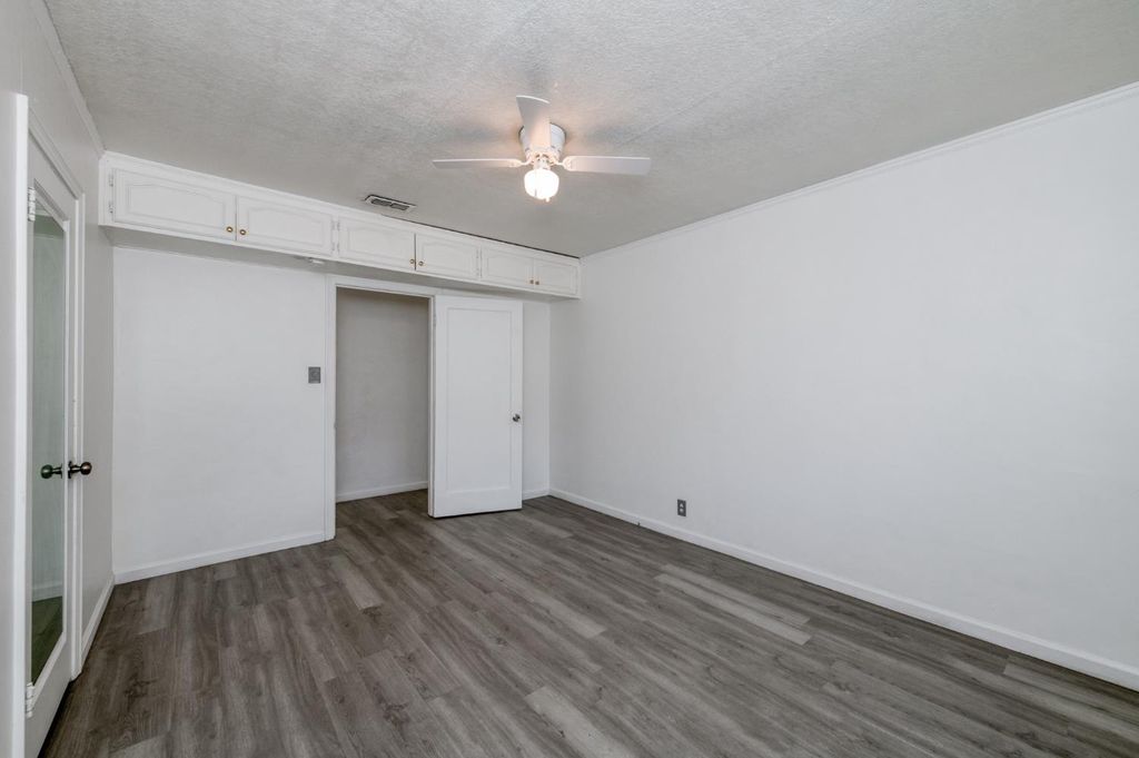 Image 18 of property listing at 2901 E Princeton Avenue, Fresno, CA 93703