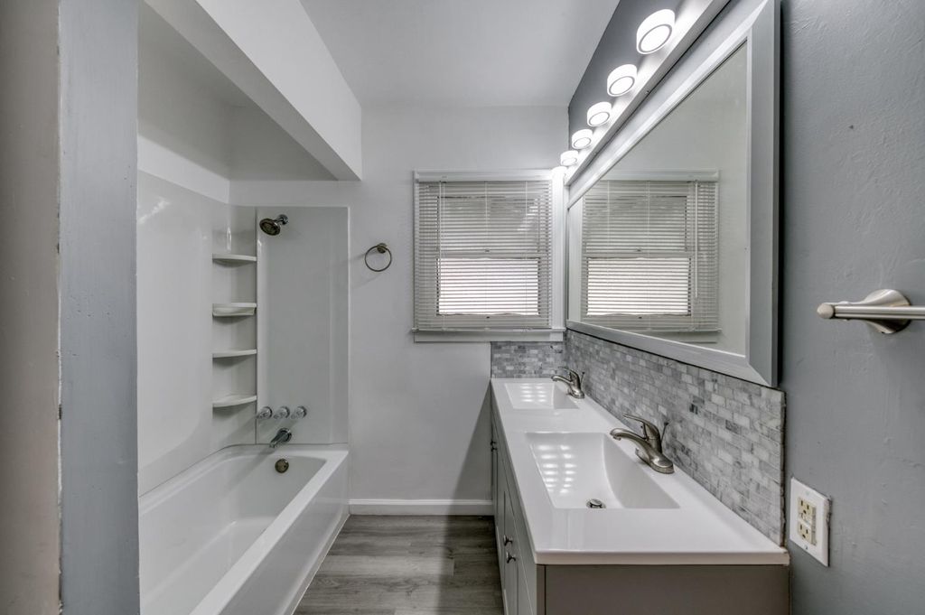 Image 19 of property listing at 2901 E Princeton Avenue, Fresno, CA 93703