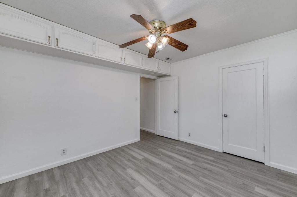 Image 21 of property listing at 2901 E Princeton Avenue, Fresno, CA 93703