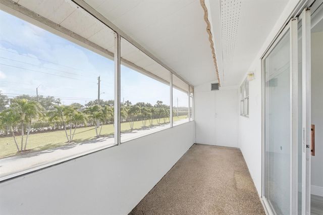 284 Flanders F, Delray Beach, FL 33484