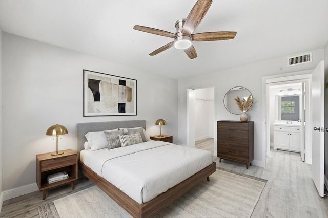 284 Flanders F, Delray Beach, FL 33484