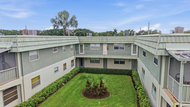 284 Flanders F, Delray Beach, FL 33484