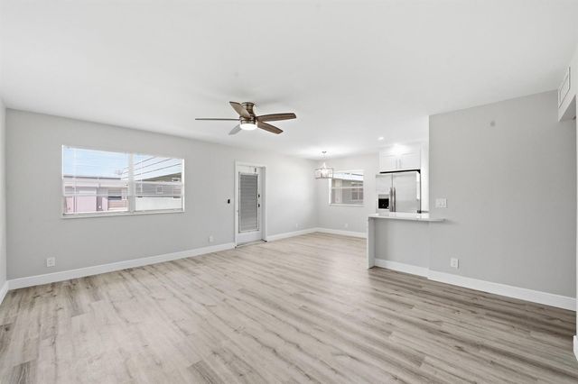 284 Flanders F, Delray Beach, FL 33484
