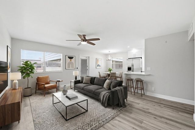284 Flanders F, Delray Beach, FL 33484