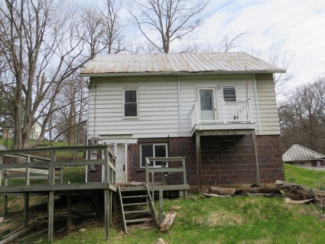 2189 Dunn Station Rd, Morris Twp, PA 15329
