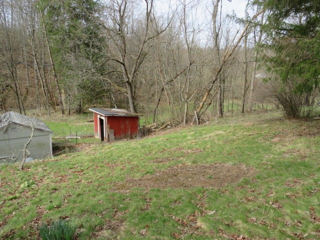 2189 Dunn Station Rd, Morris Twp, PA 15329