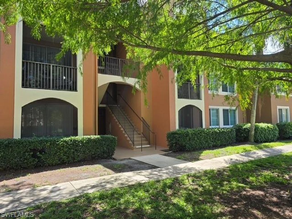 1210 Reserve WAY 204, NAPLES, FL 34105 — exterior