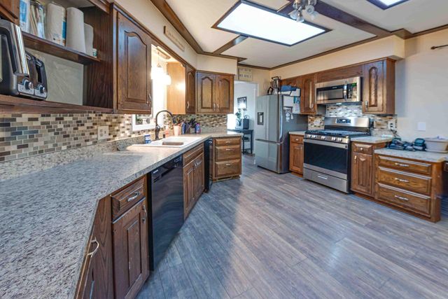 6721 59th AVENUE, Kenosha, WI 53142