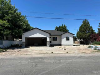 365 Elm Street North, Twin Falls, ID 83301