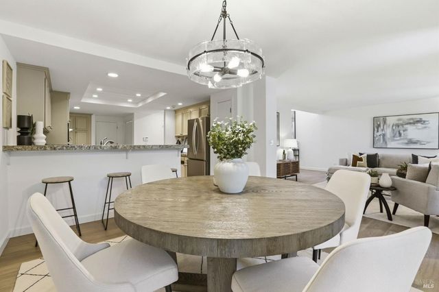 8 Partridge Dr, San Rafael, CA 94901