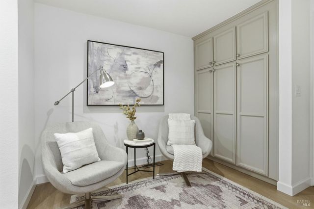 8 Partridge Dr, San Rafael, CA 94901