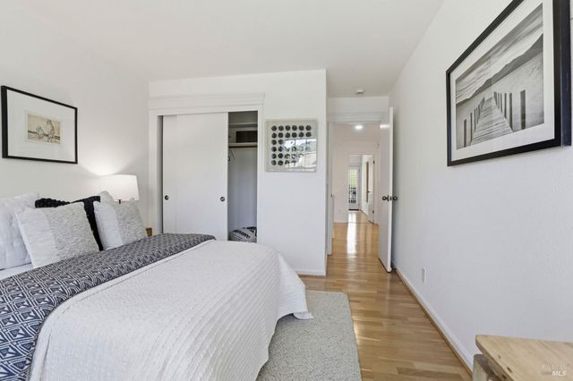 8 Partridge Dr, San Rafael, CA 94901