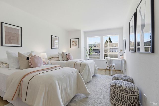 8 Partridge Dr, San Rafael, CA 94901