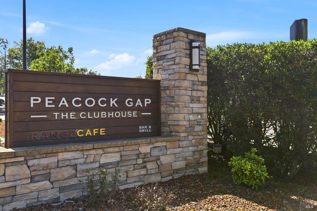 8 Partridge Dr, San Rafael, CA 94901