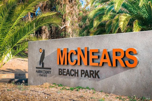 8 Partridge Dr, San Rafael, CA 94901