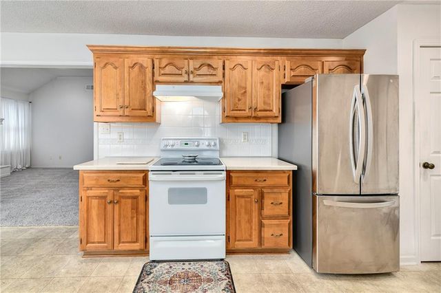 505 NW Durango Court, Blue Springs, MO 64014