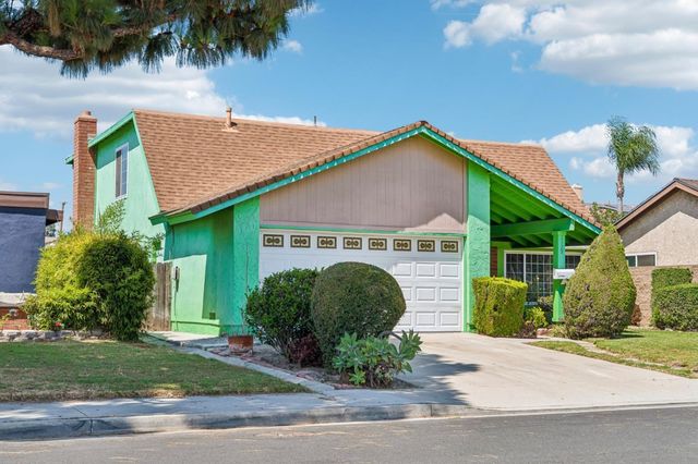 1129 E Helmick Street, Carson, CA 90746