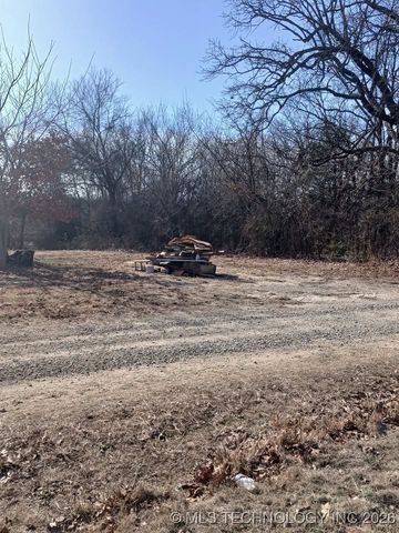 419090 E 1139 Road, Eufaula, OK 74432
