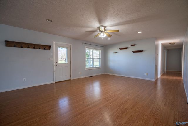 14801 Alabama Highway 20, Florence, AL 35633