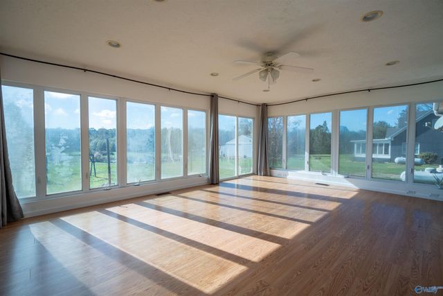 14801 Alabama Highway 20, Florence, AL 35633