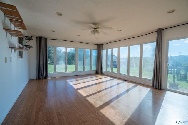 14801 Alabama Highway 20, Florence, AL 35633