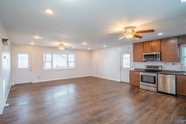 14801 Alabama Highway 20, Florence, AL 35633