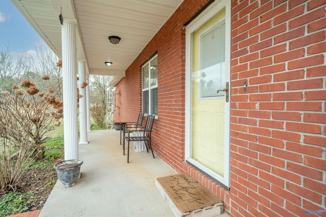14801 Alabama Highway 20, Florence, AL 35633