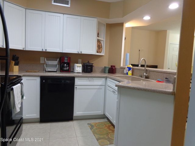 8401 N Atlantic Avenue F5, Cape Canaveral, FL 32920