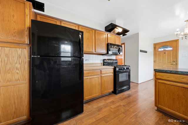 3045 S 48th Court, Cicero, IL 60804