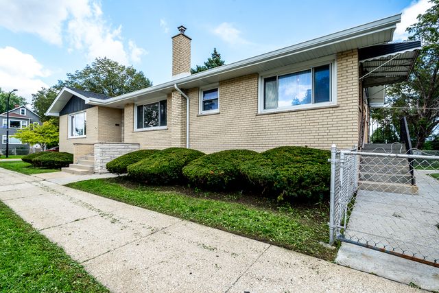 3045 S 48th Court, Cicero, IL 60804