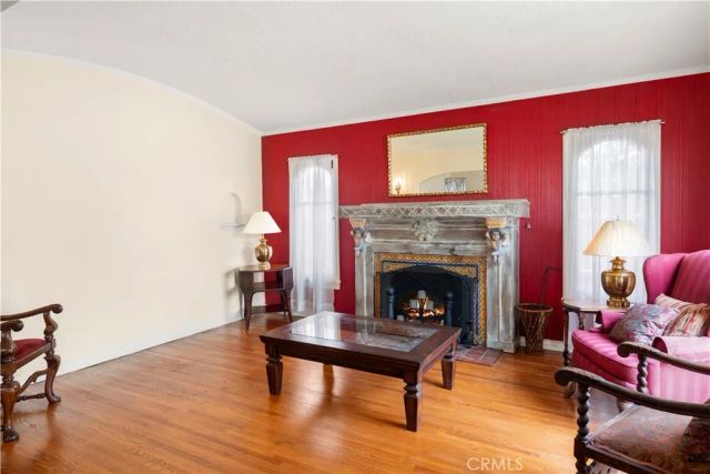 3729 Olive Avenue, Long Beach, CA 90807